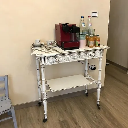 Tra I Campi Di Papaveri