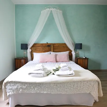 Tra I Campi Di Papaveri 3* Medesano