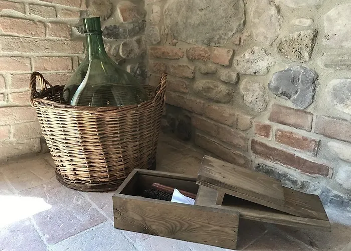 Tra I Campi Di Papaveri Oda ve Kahvaltı Medesano