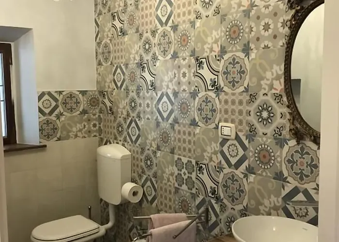 Tra I Campi Di Papaveri فندق مبيت وإفطار